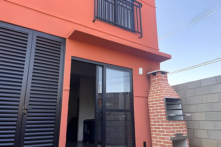 Casa Duplex – Ar, Quintal e Churrasqueira RP01