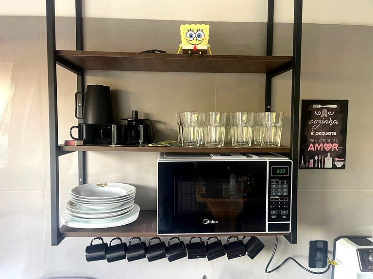 Sobrado em Condomínio com lazer - Vista p/ Clube