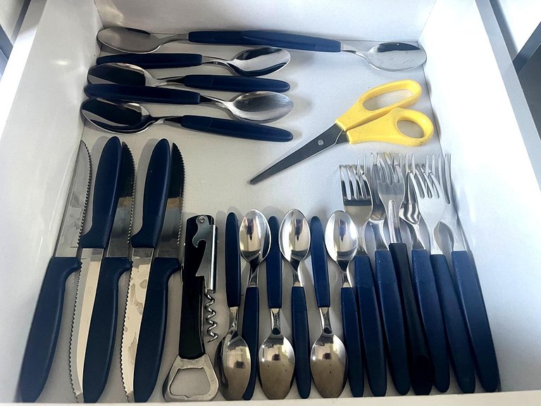 Sobrado em Condomínio com lazer - Vista p/ Clube