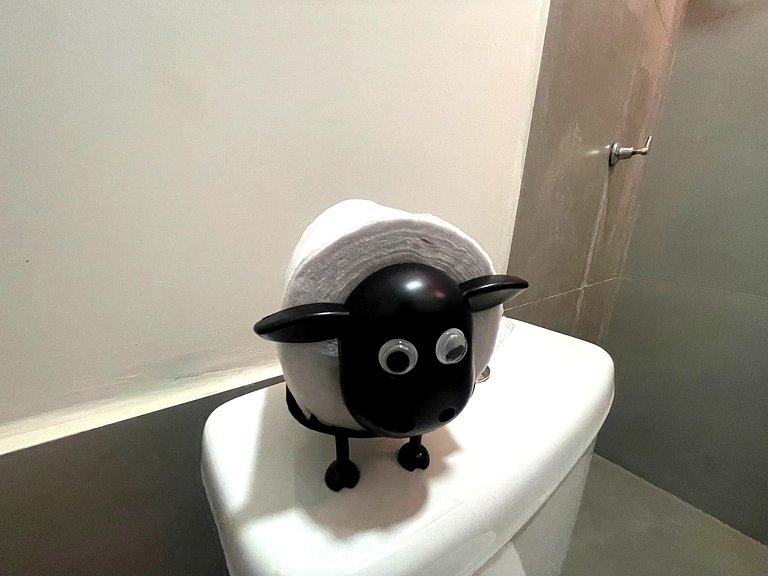 Sobrado em Condomínio com lazer - Vista p/ Clube