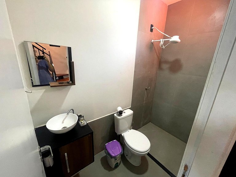 Sobrado em Condomínio com lazer - Vista p/ Clube