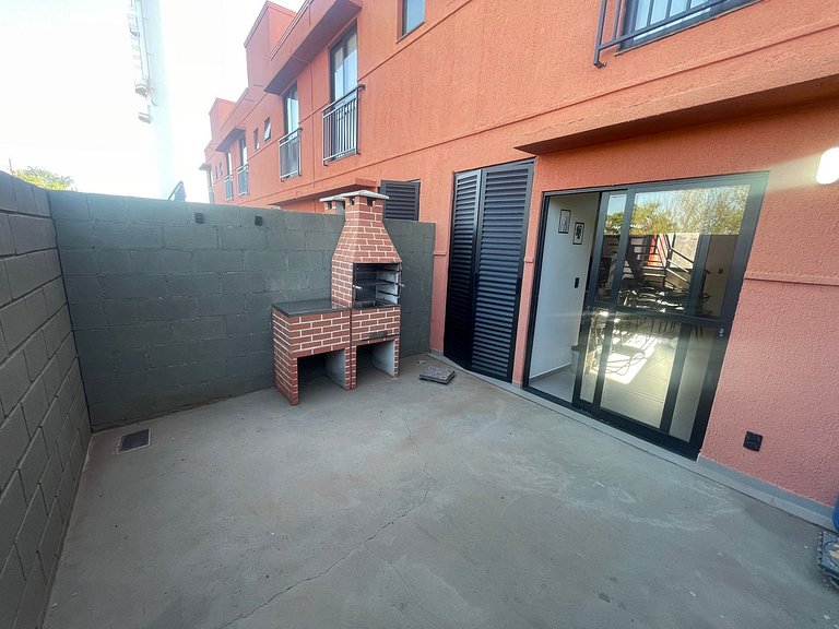 CASA 3 - Condomínio ao lado do Grandes Lagos