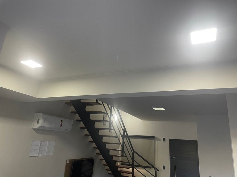 CASA 3 - Condomínio ao lado do Grandes Lagos