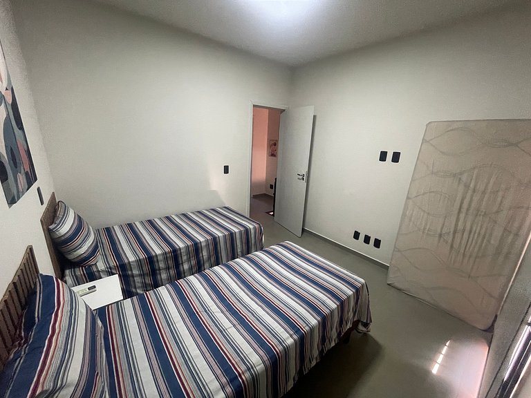 CASA 3 - Condomínio ao lado do Grandes Lagos