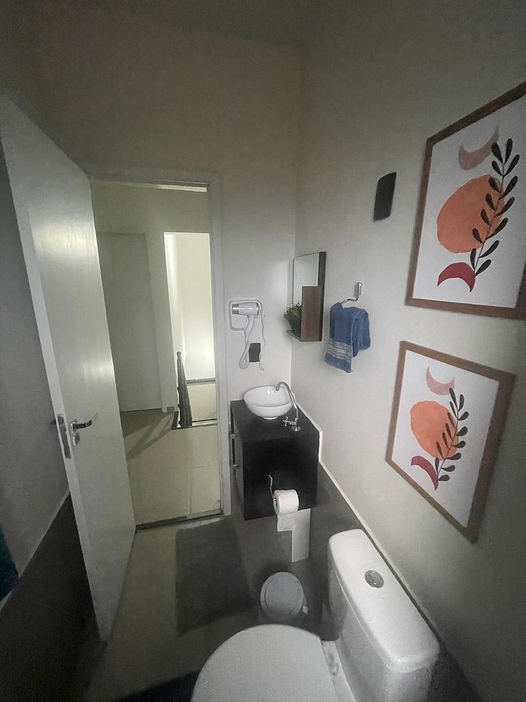 Casa em condomínio ao lado do Grandes Lagos - C4