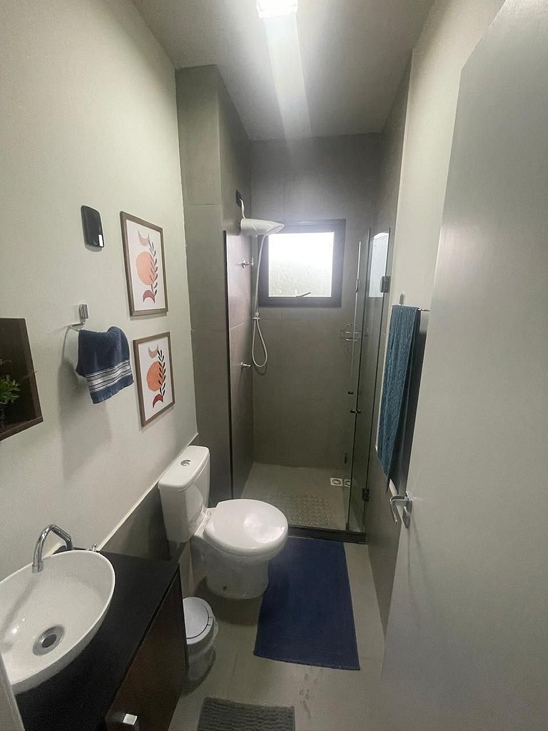 Casa em condomínio ao lado do Grandes Lagos - C4