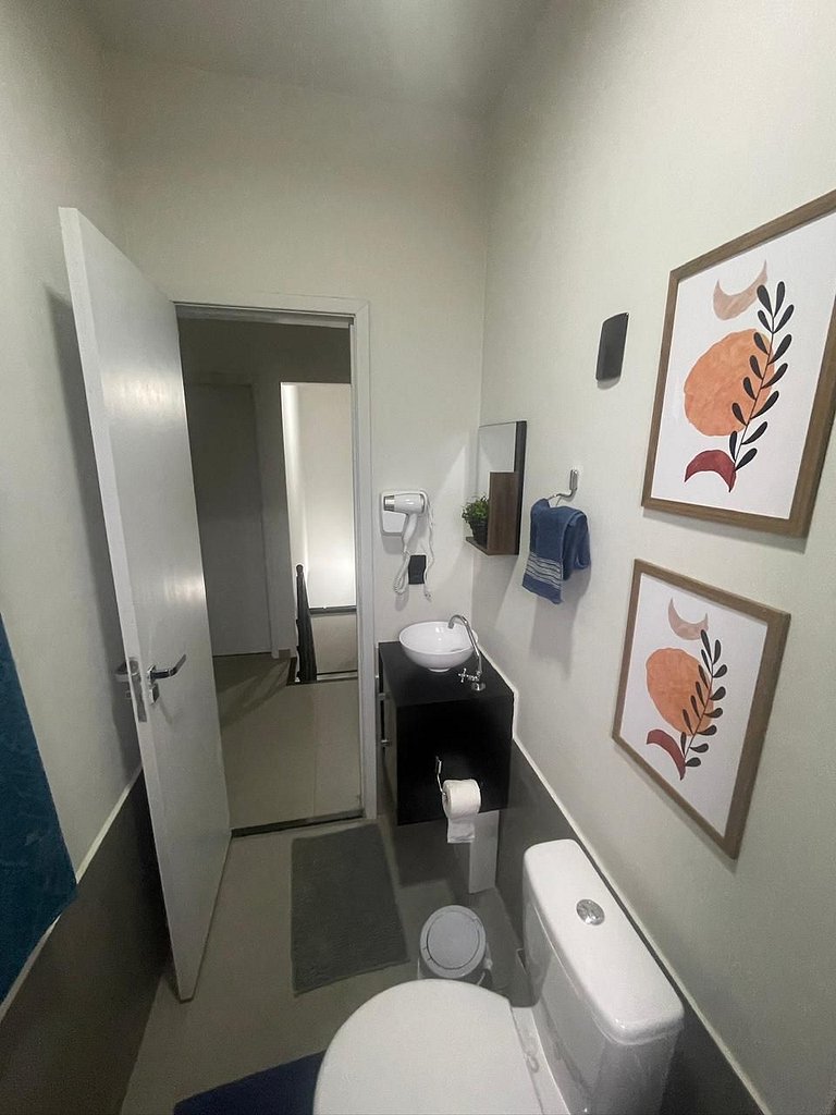 Casa em condomínio ao lado do Grandes Lagos - C4