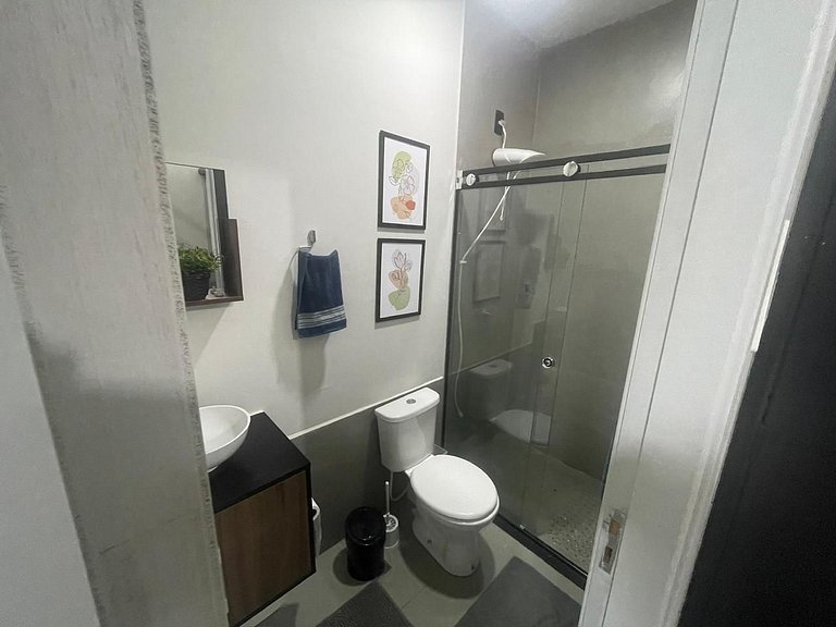 Casa em condomínio ao lado do Grandes Lagos - C4