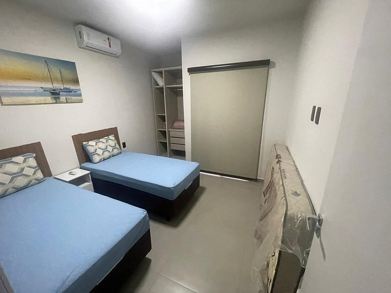 Casa em condomínio ao lado do Grandes Lagos - C4