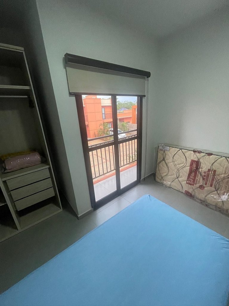 Casa em condomínio ao lado do Grandes Lagos - C4