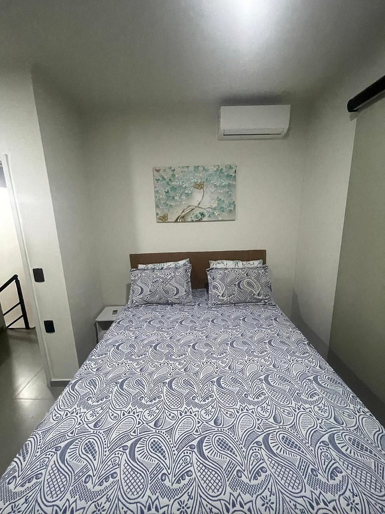 Casa em condomínio ao lado do Grandes Lagos - C4