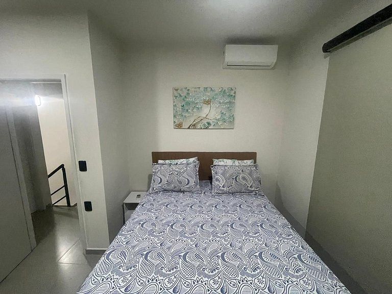 Casa em condomínio ao lado do Grandes Lagos - C4