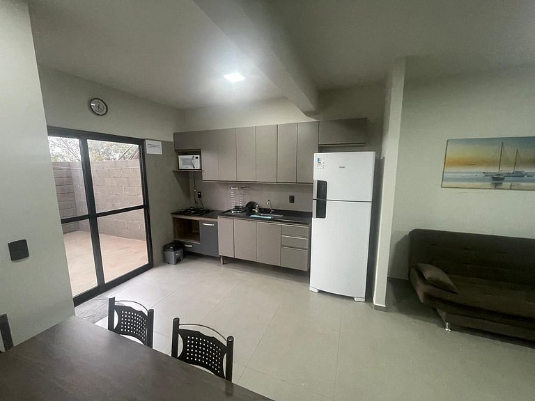 Casa em condomínio ao lado do Grandes Lagos - C4